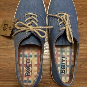 Born canvas sneakers